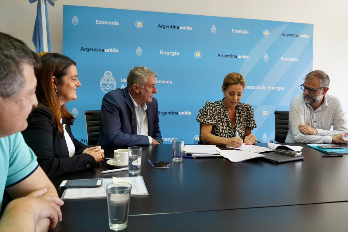Cooperativas eléctricas más cerca de refinanciar sus deudas con Cammesa